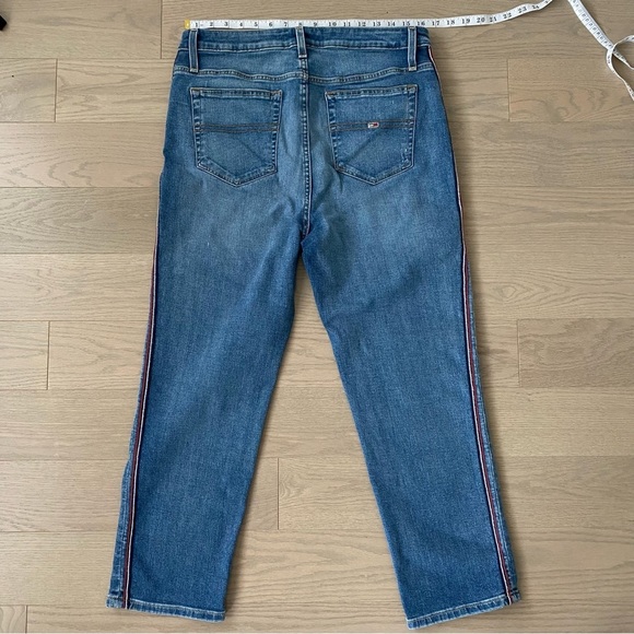 TOMMY | High Rise Straight Ankle Jeans - Picture 8 of 16